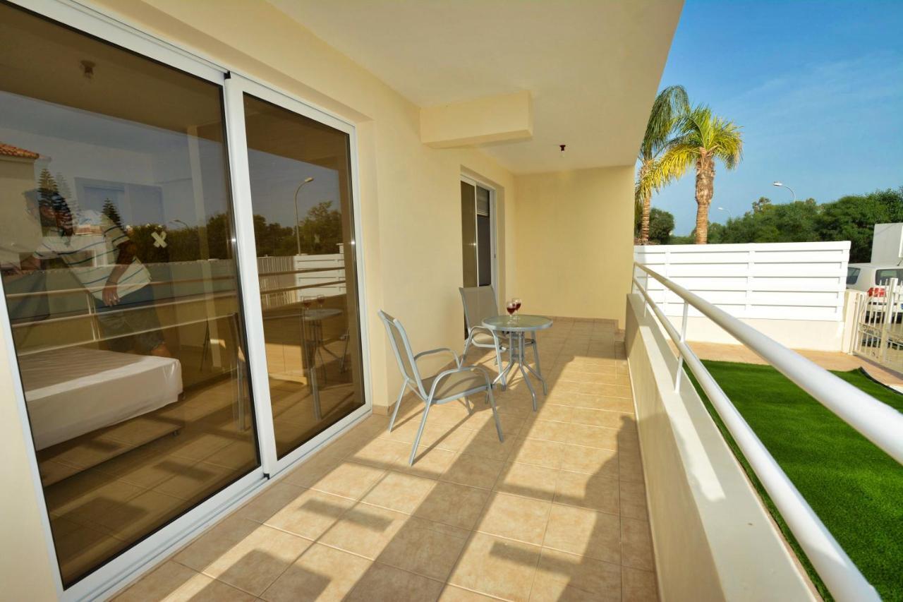 Nissi Martha Apartment Ayia Napa Esterno foto